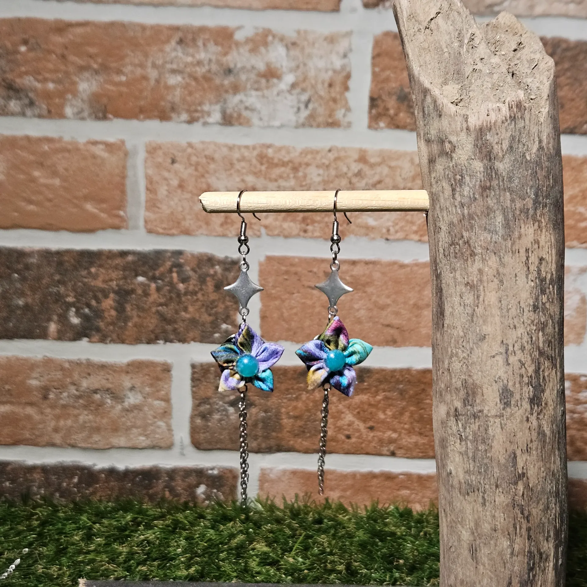 Boucles d'oreilles florales argentés Ondée stellaire